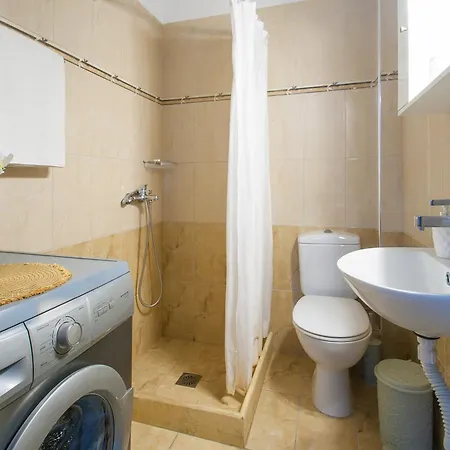 アパート A & A スキアトスタウン