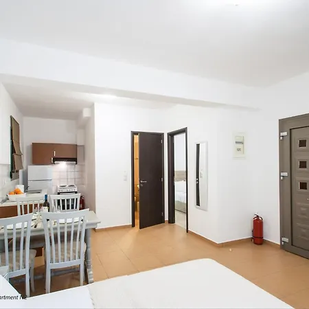 Apartment A & A *